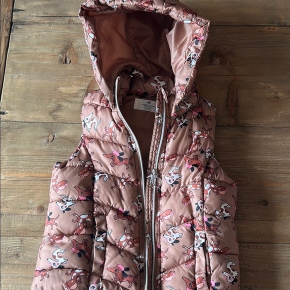 H&M Other - H&M Girls Pink Quilted Hooded Vest, Dog Pattern, 6X - 7